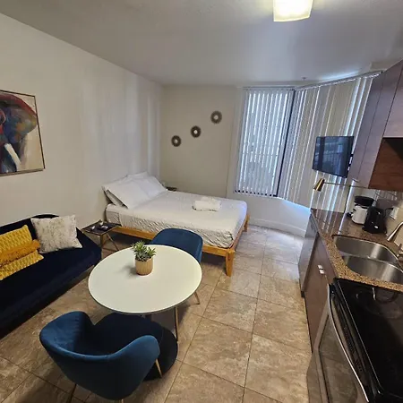 Exclusive Suites In Mdr-Venice With Pool, Gym & Hottub Los Angeles Exterior photo